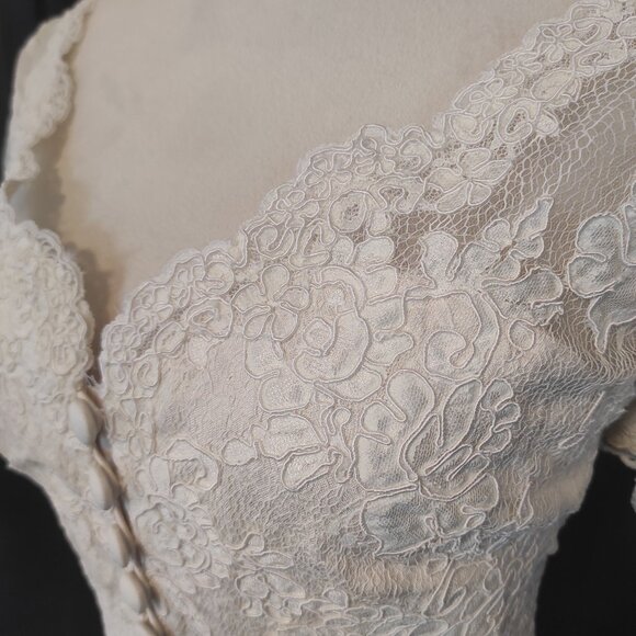 90s BELSOIE button front lace peplum top - Picture 2 of 10